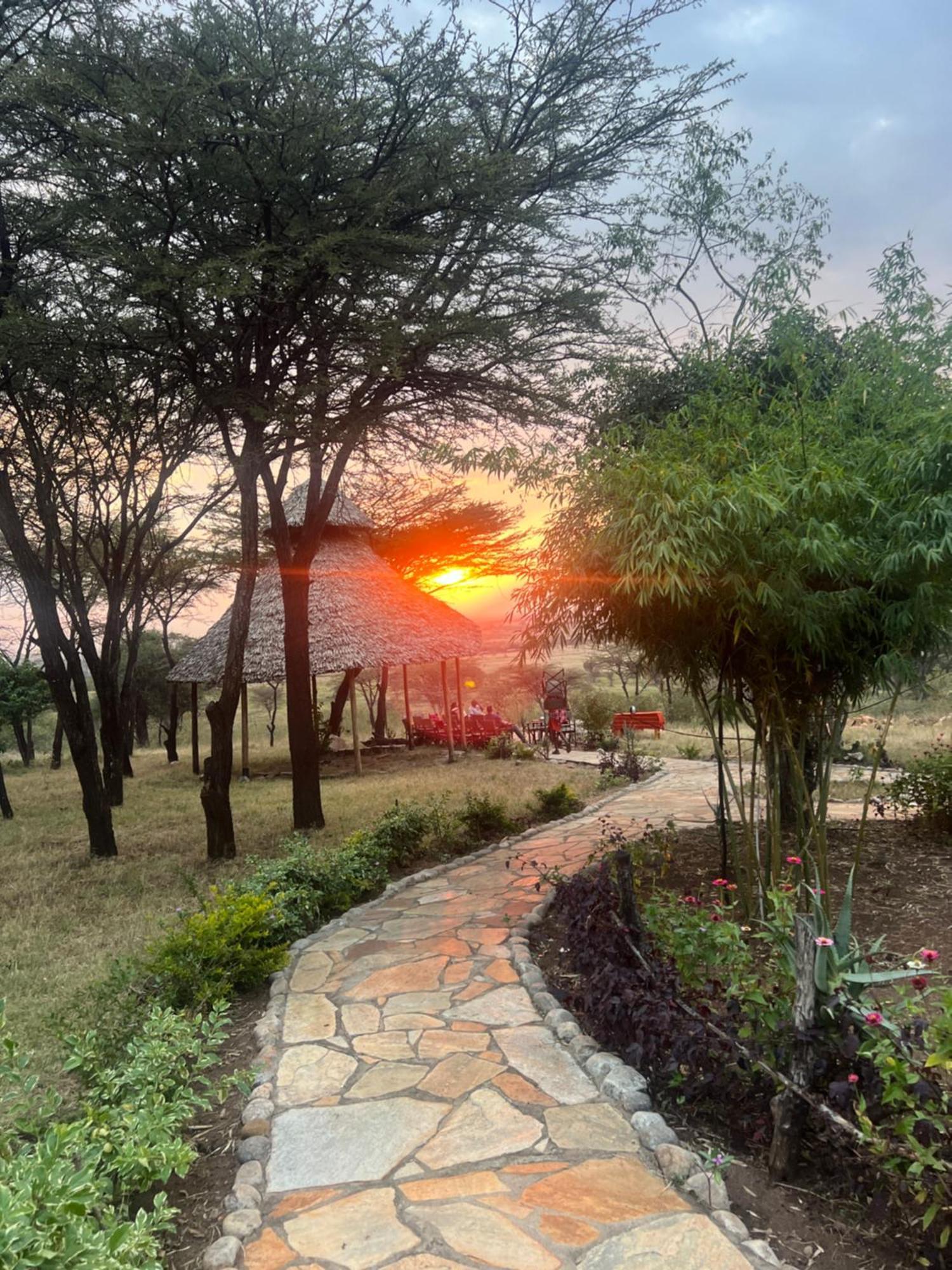 Sunset Camp Hotel Narok Exterior photo