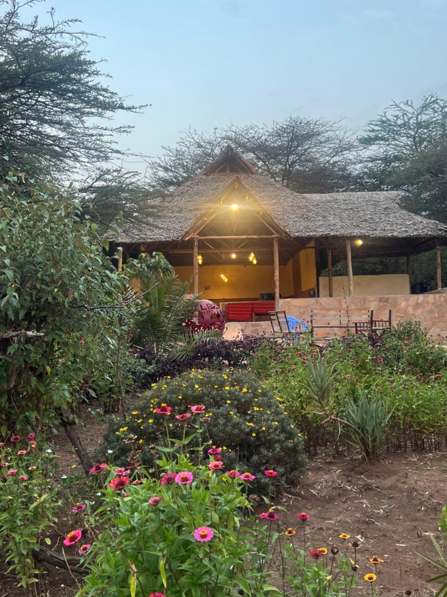 Sunset Camp Hotel Narok Exterior photo