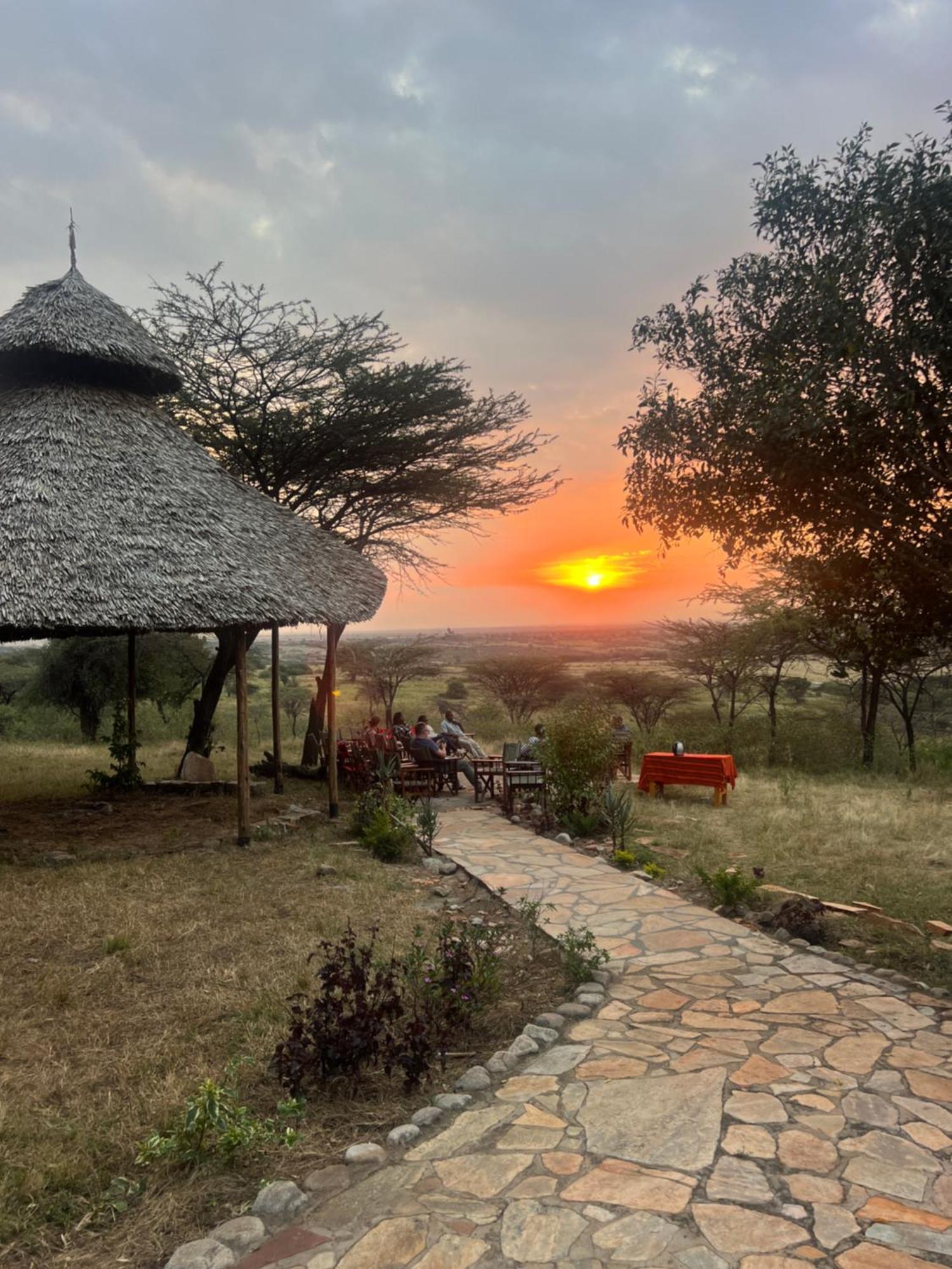 Sunset Camp Hotel Narok Exterior photo